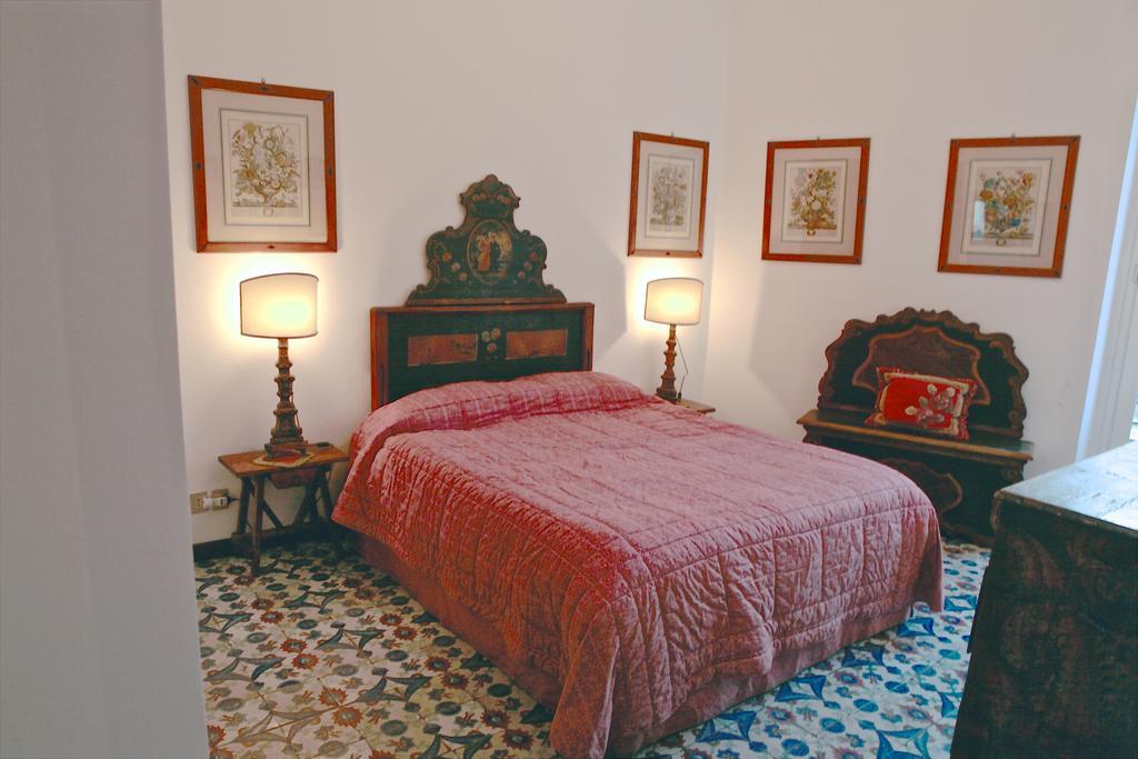 Domus Antonella A Trastevere Roma Habitación foto