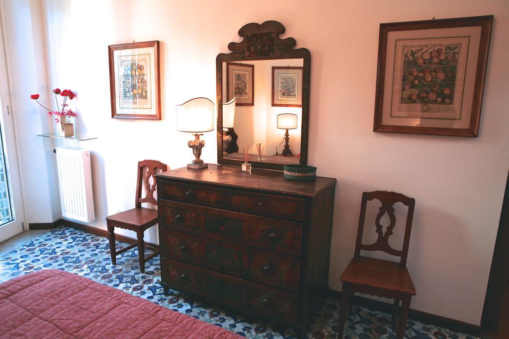 Domus Antonella A Trastevere Roma Habitación foto