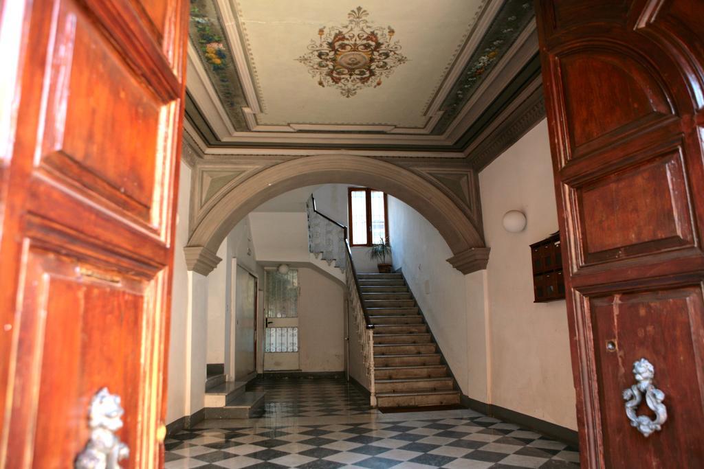 Domus Antonella A Trastevere Roma Exterior foto